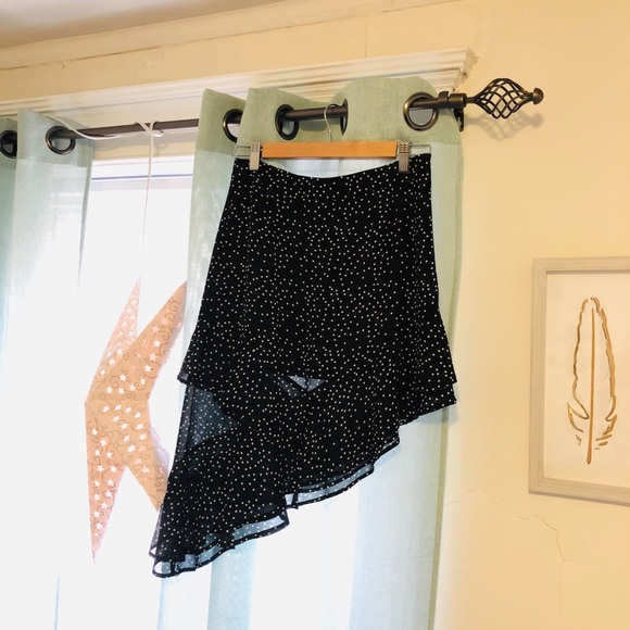JustFab Dresses & Skirts - Asymmetrical Polka-Dot Skirt 💃 NWOT